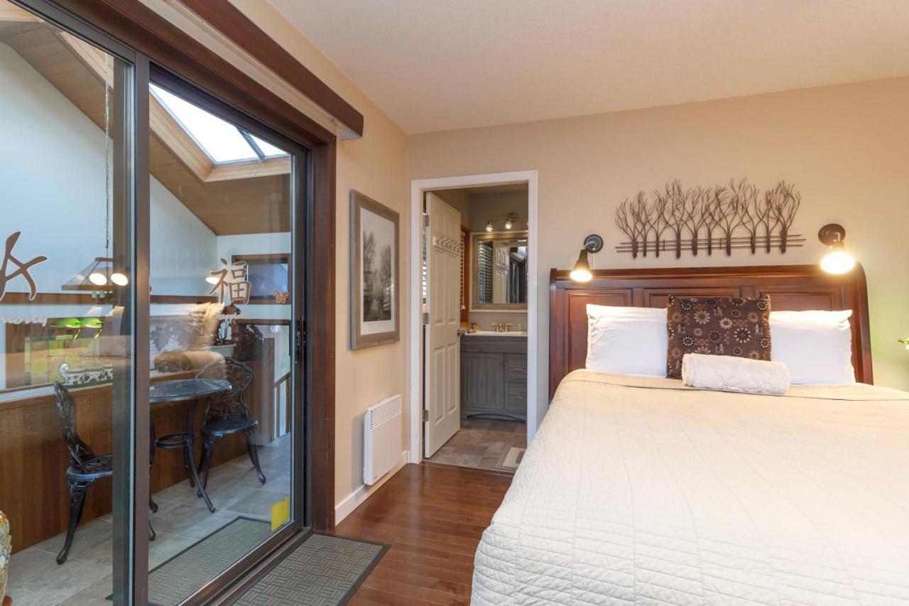 Coles Bay Vacation Retreat Villa North Saanich Bagian luar foto