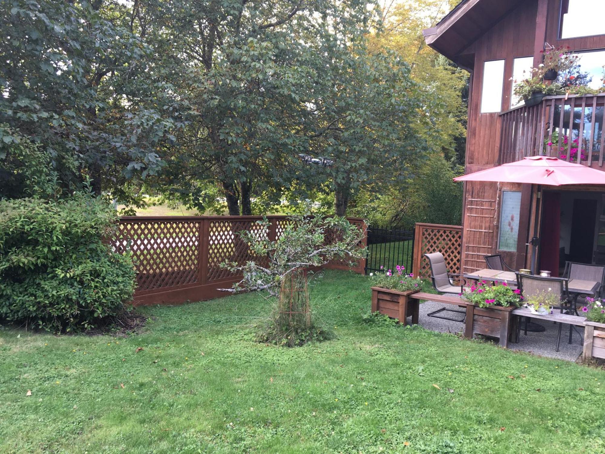 Coles Bay Vacation Retreat Villa North Saanich Bagian luar foto