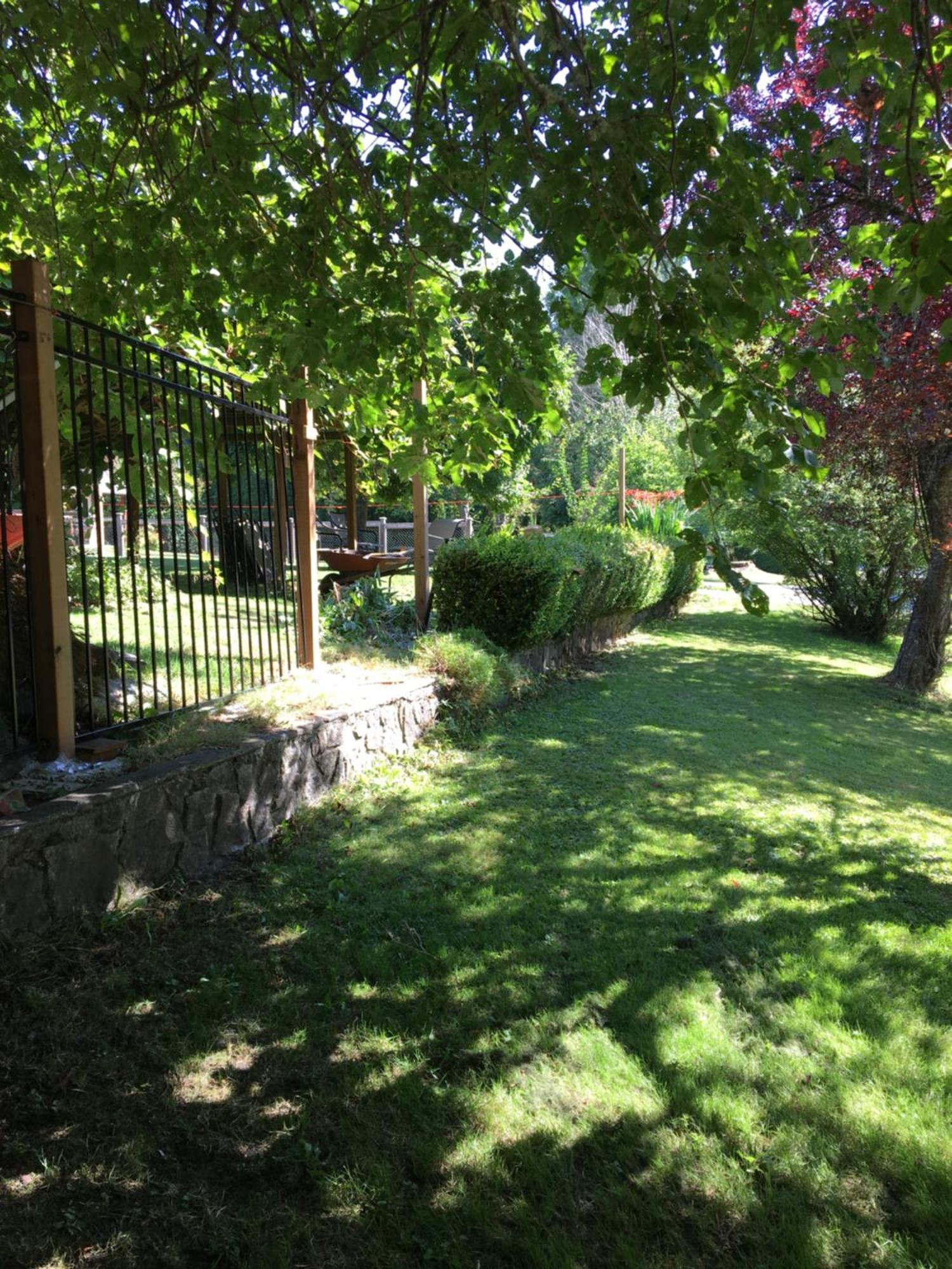 Coles Bay Vacation Retreat Villa North Saanich Bagian luar foto